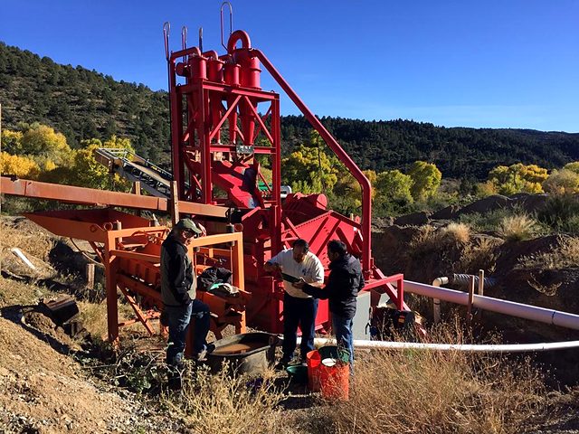 The team at the red jig and sluice plant